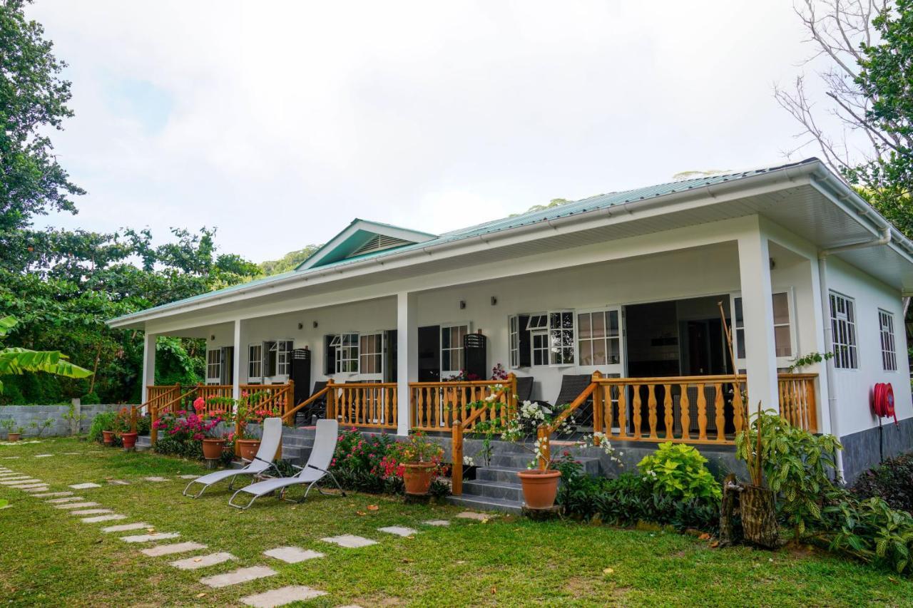 Villa Charette-Self Catering Villas Ла-Диг Экстерьер фото